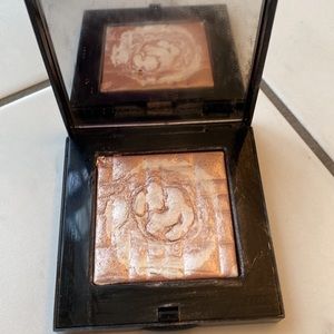 Bobbi brown highlighting powder  - pink glow